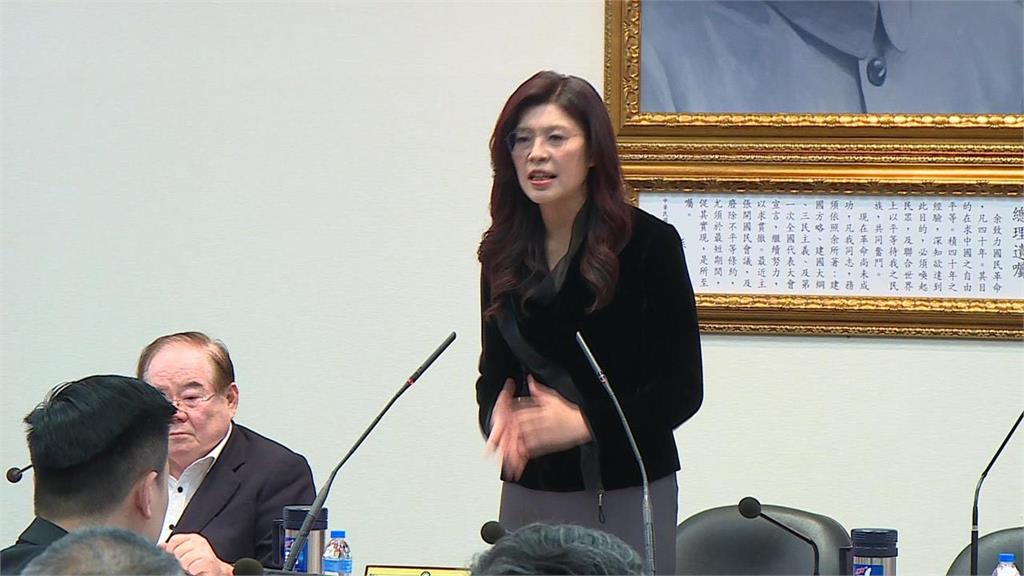 藍營大咖挺8000億軍購成「叛徒」？黃暐瀚看國民黨「網內互打」：怪不了別人