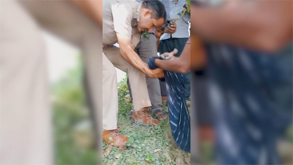 性別偏見？　印度女嬰遭拋棄活埋田裡　被救起送醫仍亡