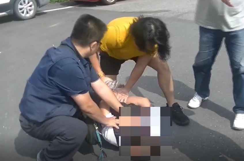 通緝犯拒捕持刀襲警、隨機劫車 逃亡多日終於落網