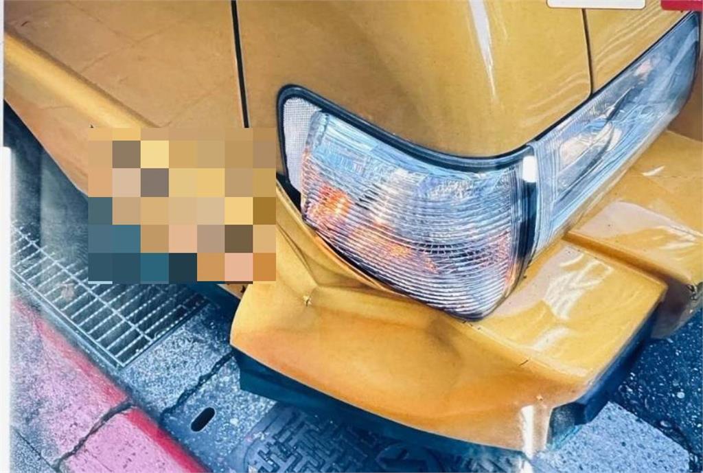 快新聞/北市內湖娃娃車遭撞!肇事駕駛恍神開車釀禍 所幸無人受傷