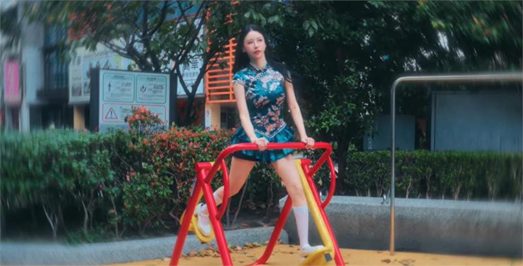 李雅英新歌MV化身「阿勇」搞笑魂爆發 上架不到24小時突破3萬點閱