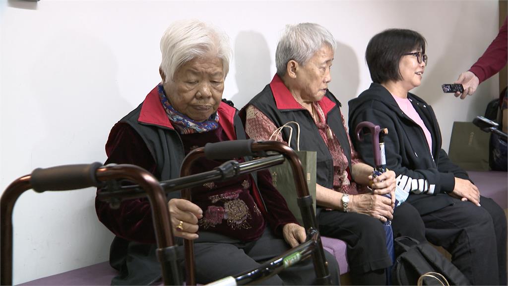 「65歲免繳健保費」反彈大 修法喊卡! 80歲長者免巴氏量表可聘請外籍看護