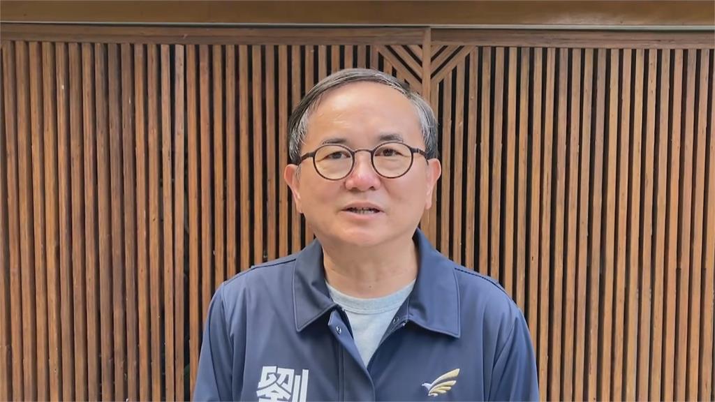 台東綠委選情生變? 市區現劉櫂豪布條!賴坤成無奈
