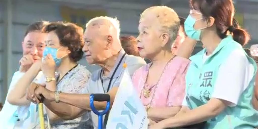 柯爸昔反對柯文哲從政 因228失去父親「不想再失去兒子」