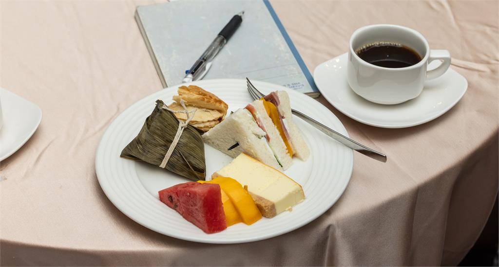 幕後／外媒大讚賴清德「真誠、有能力」　一場茶敘看見台灣民主韌性
