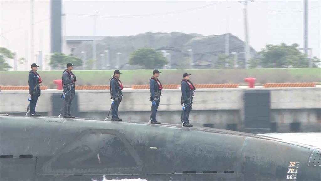 海鯤號三度「潛航測試」　反覆50至100公尺水深驗證