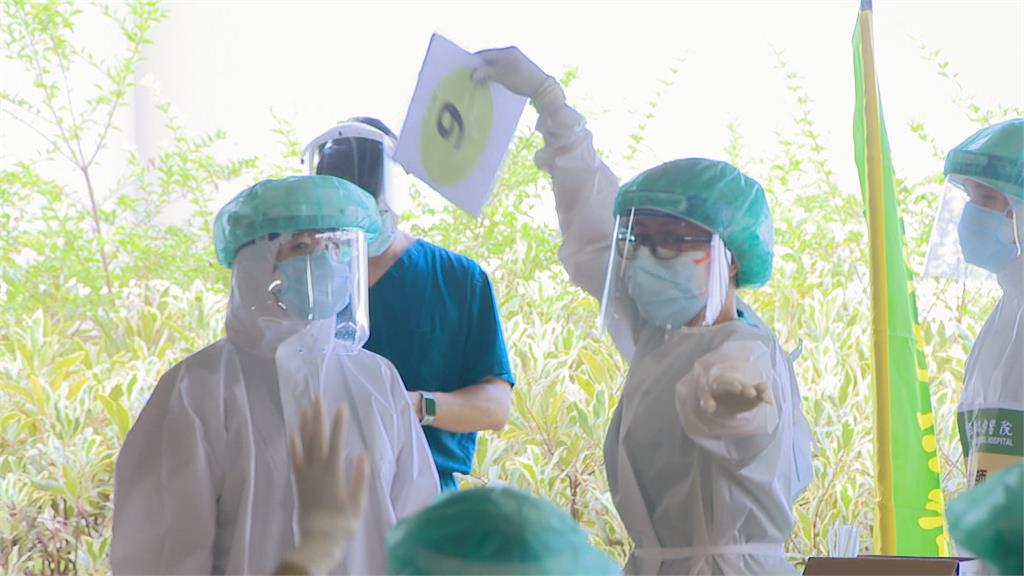 環南市場進行第二次全員PCR採檢 預計採檢3300人