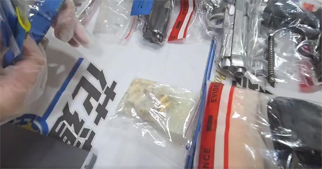 花蓮太陽聯盟聚眾砸車尋仇　警方掃蕩查扣槍毒還查到這東西
