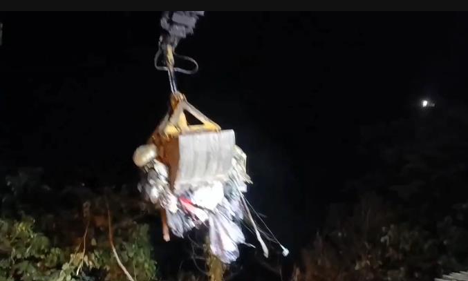 快新聞/高雄月世界又見新垃圾山!環保局曝「同樣來自台南」:犯罪集團一致