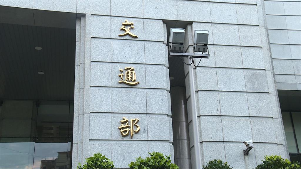交通部大門突被放炮 警已鎖定女嫌犯 調查背後動機