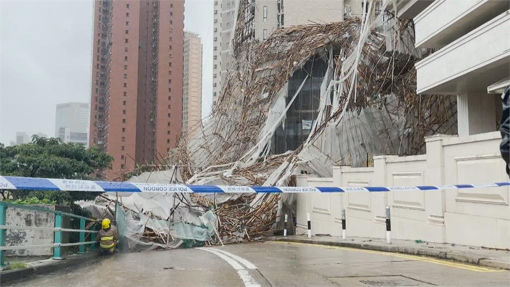 「獅子山」颱風發威！　跑馬地鷹架倒塌　2車遭活埋