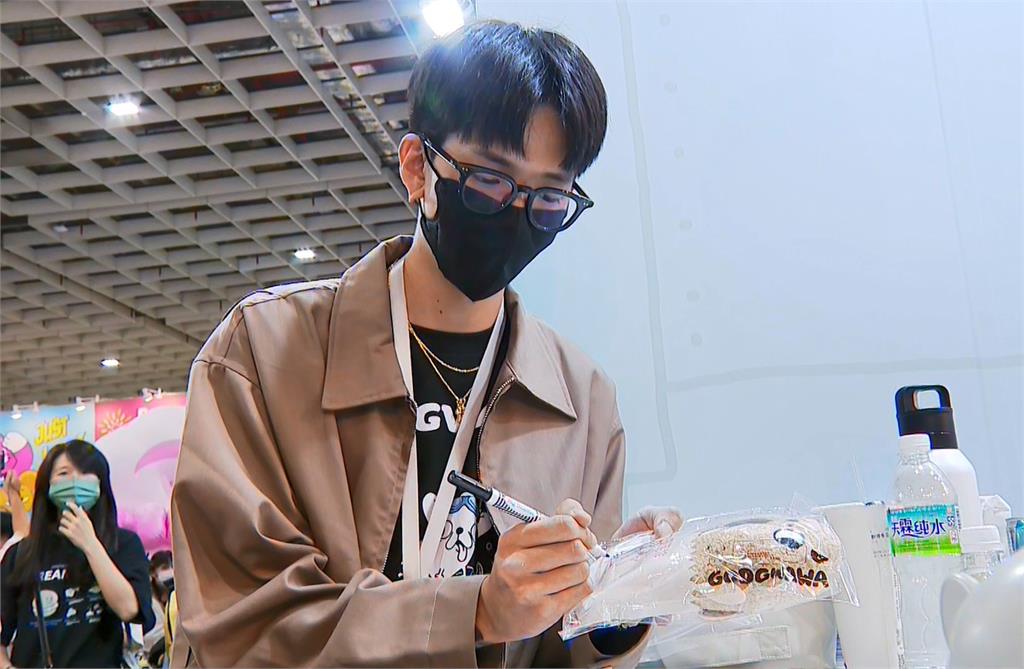 文博會創意無極限文創品賣翻天! 人氣創作者拚維持熱度、新人搶曝光
