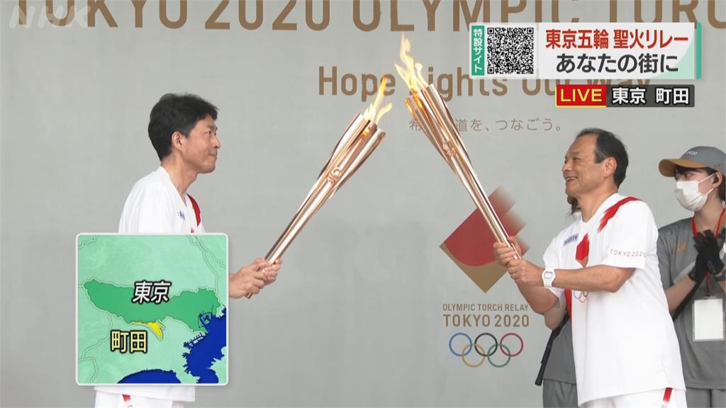 聖火抵東京 小池百合子親自迎接