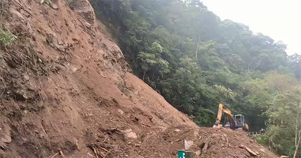 快新聞／宜蘭太平山聯外道路坍方　170名受困旅客陸續下山