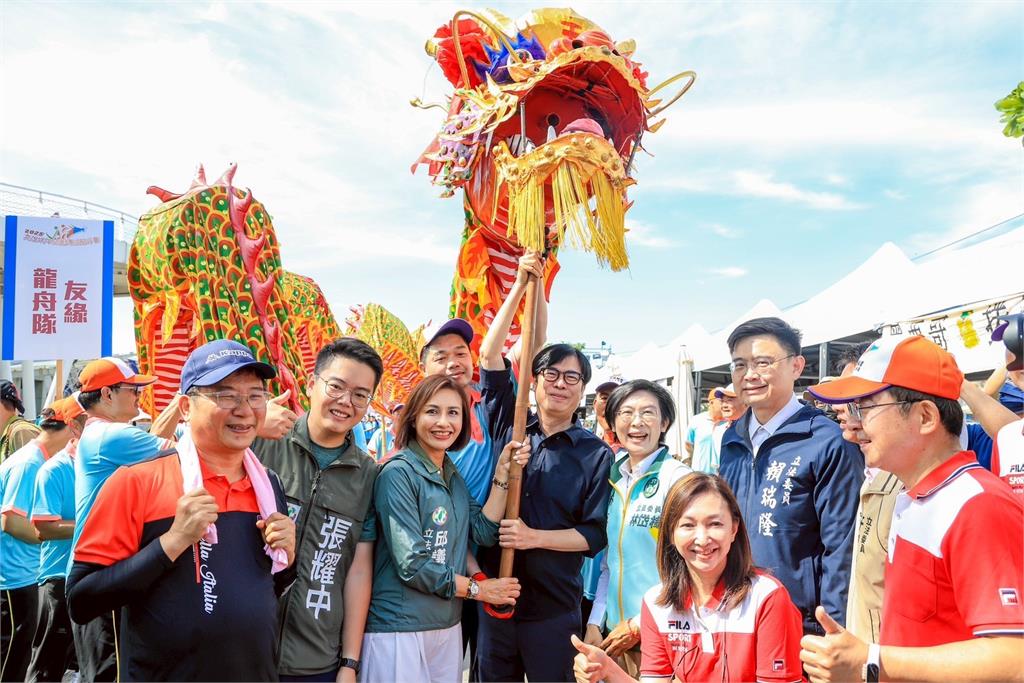 快新聞/高雄林園龍舟錦標賽今登場! 陳其邁現身打氣再加碼冠軍獎金