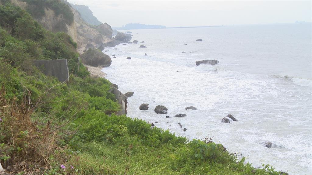 阿朗壹古道擋土牆傾斜30度　登山客通行「拔腿快跑」