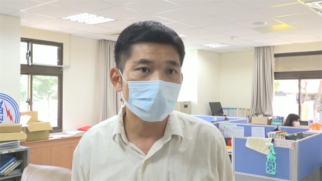 花蓮裝上千支「爆閃燈」太亮! 民眾:當耶誕城嗎?