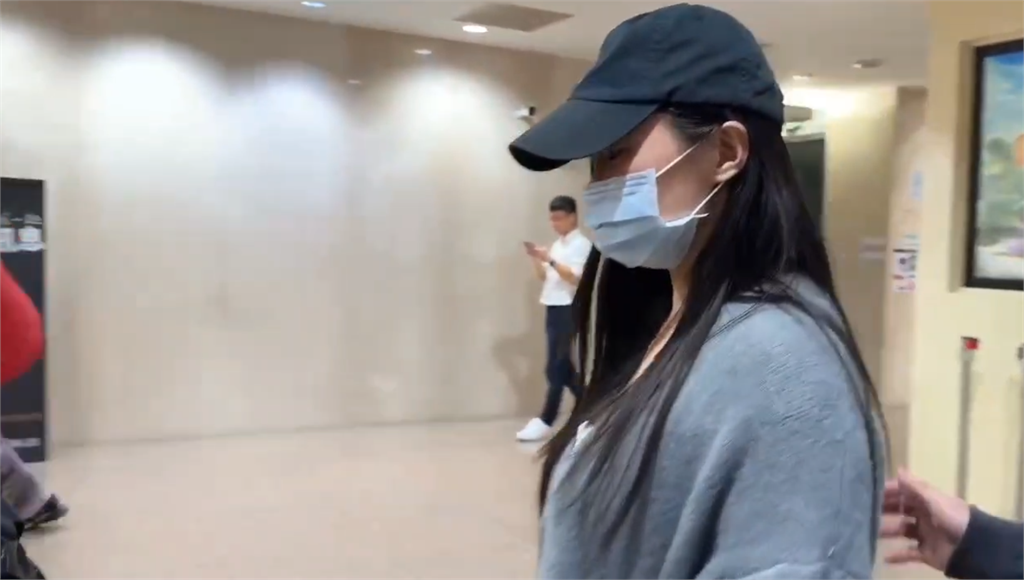 快新聞／逾千萬不明金流！涉助鍾文智偽造簽名潛逃　派出所副所長遭聲押禁見