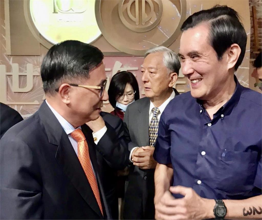 獨缺馬英九「台灣3任總統」首同台！陳水扁PO經典1幕嗆：他心向對岸祖國