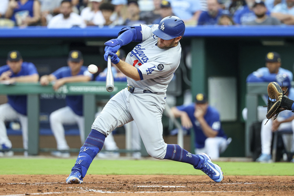 MLB／道奇三壘手孟西這一撞麻煩大了！總教頭表示今年球季可能無法回歸