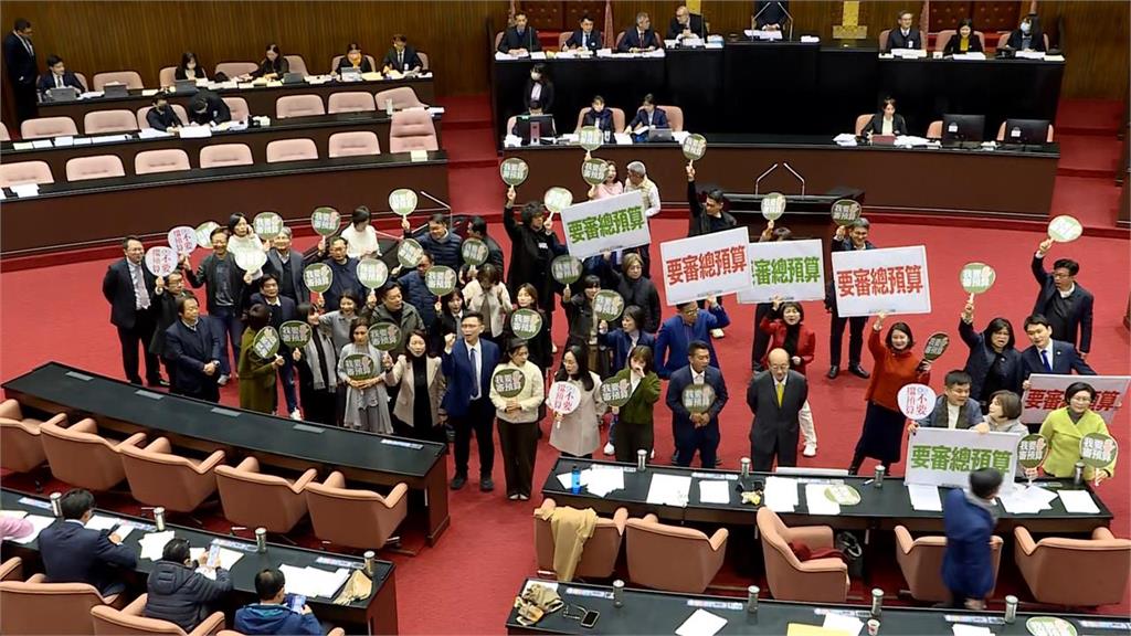 總預算辯論國民黨拋「對決陣容」!列3長戰3長:開局傅崐萁對卓榮泰