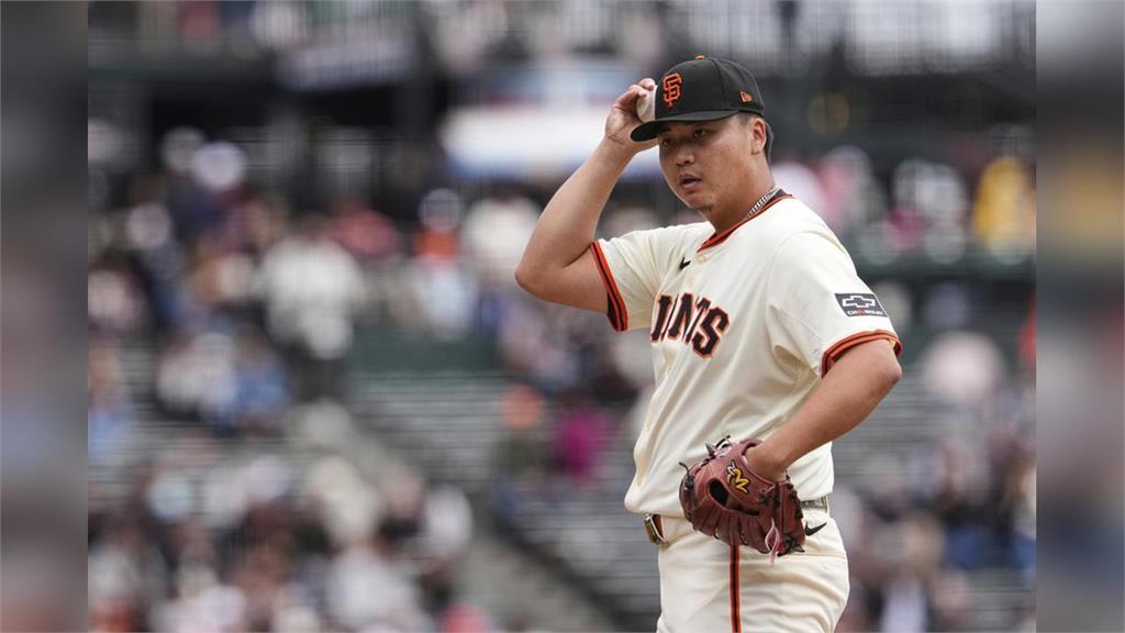 MLB(影)／鄧愷威新球季輪值添變數！巨人簽下豪瑟先發投手競爭更激烈