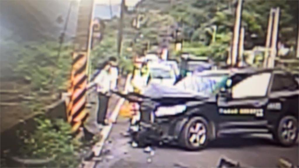 埔基醫院公務車自撞電桿　25歲訓練醫師「頸椎骨折」