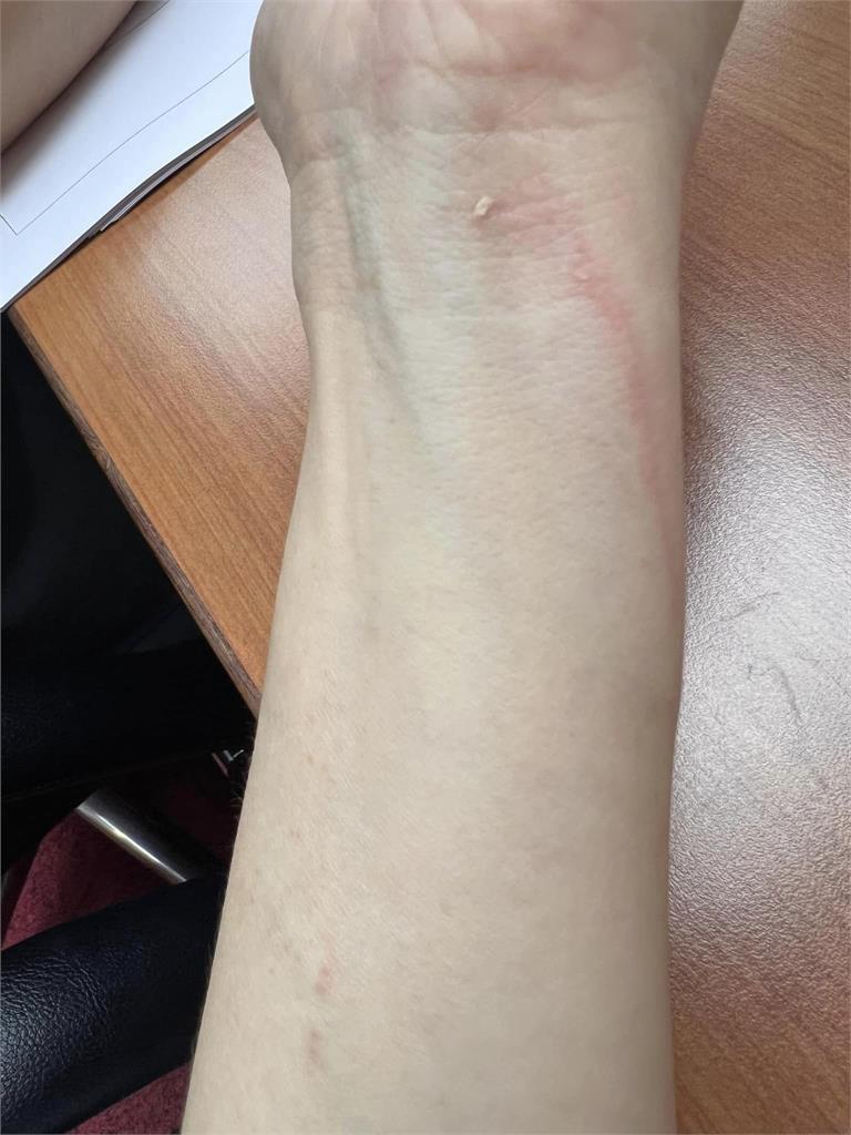 快新聞/陳玉珍「愛洗頭」研究室不改SPA館怎辦? 郭昱晴建議:別那麼躁動