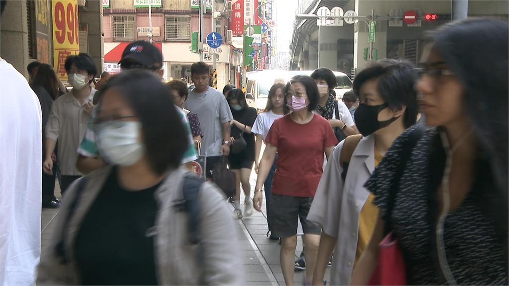 新北景安捷運站外驚傳隨機攻擊 女子遭陌生人出手揍肚