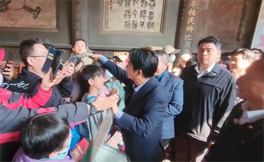 準總統賴清德謝票感恩之旅 現身彰化!民眾擊掌喊:好幸運