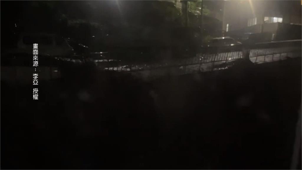 南投春陽部落車輛遭土石捲走！　大雨掏空台14線76k路基