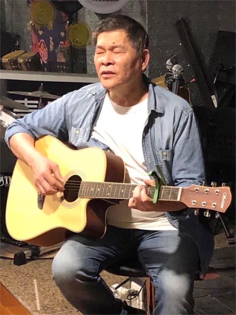 澎恰恰