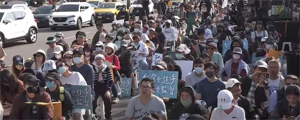 糗大!民眾黨邀公務員代表宣講 他當場痛批在野刪預算:吳春城最壞示範