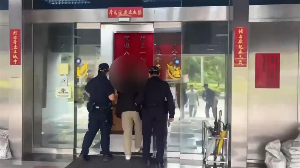 快新聞／台聯黨主席周倪安遭「水球襲擊」！男犯後逃凱道落網