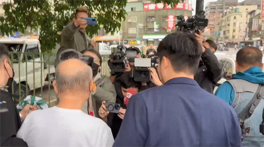 快新聞/瘦了一圈!遭押55天重獲自由 朱亞虎被問「是否行賄柯文哲」反應曝