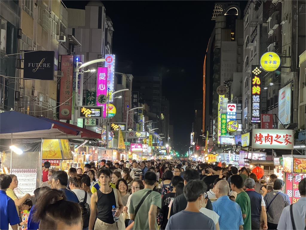 快新聞／高雄狂掃5大獎！再奪年度卓越城市　演唱會經濟成亮眼政績