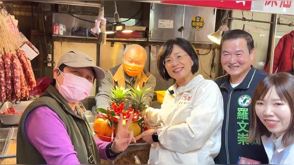 超尷尬!黃國昌汐止掃街遭阿北嗆「去撞一撞!」 本人轉頭離開又被噴:就是你超速仔