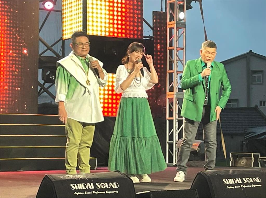 頂嚴重腳傷上陣!澎恰恰憶「母親37年前教誨」硬撐:別讓人家看出來