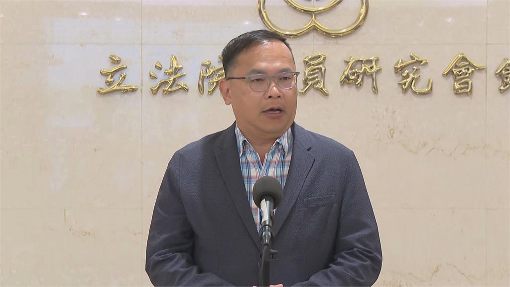 快新聞／黃國昌慘了？遭爆親自指揮「狗仔集團」　王義川嗆告：臭卒仔！