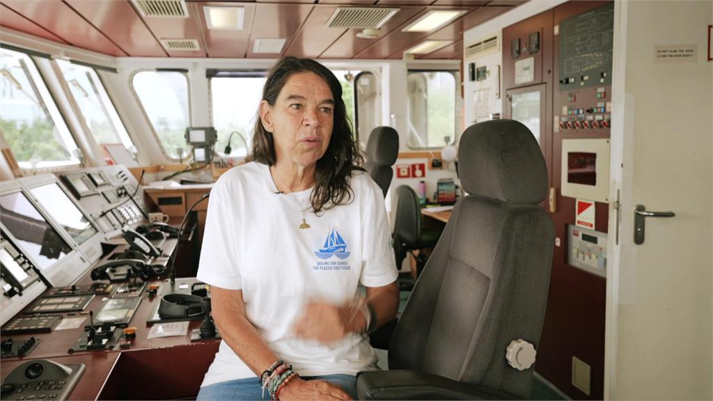 異言堂/獨家!記者風浪中登環保船艦 採集高屏溪海洋底泥 「塑膠原粒」現形
