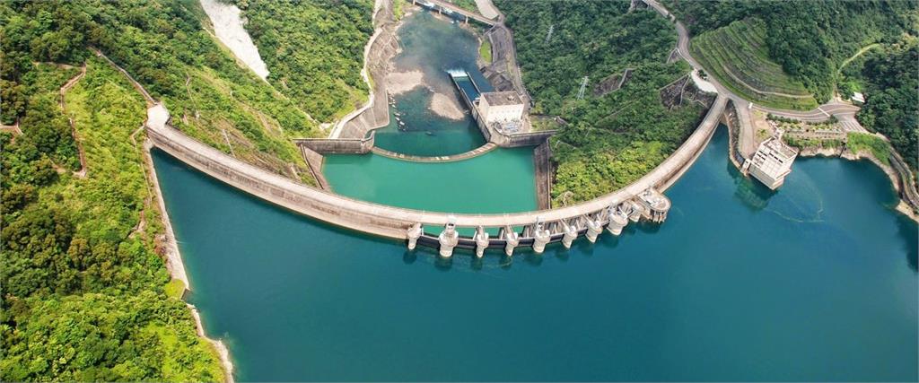 快新聞／沒錢就不給電！蔣萬安挺翡翠水庫加價賣電　律師怒了：南部也可斷供