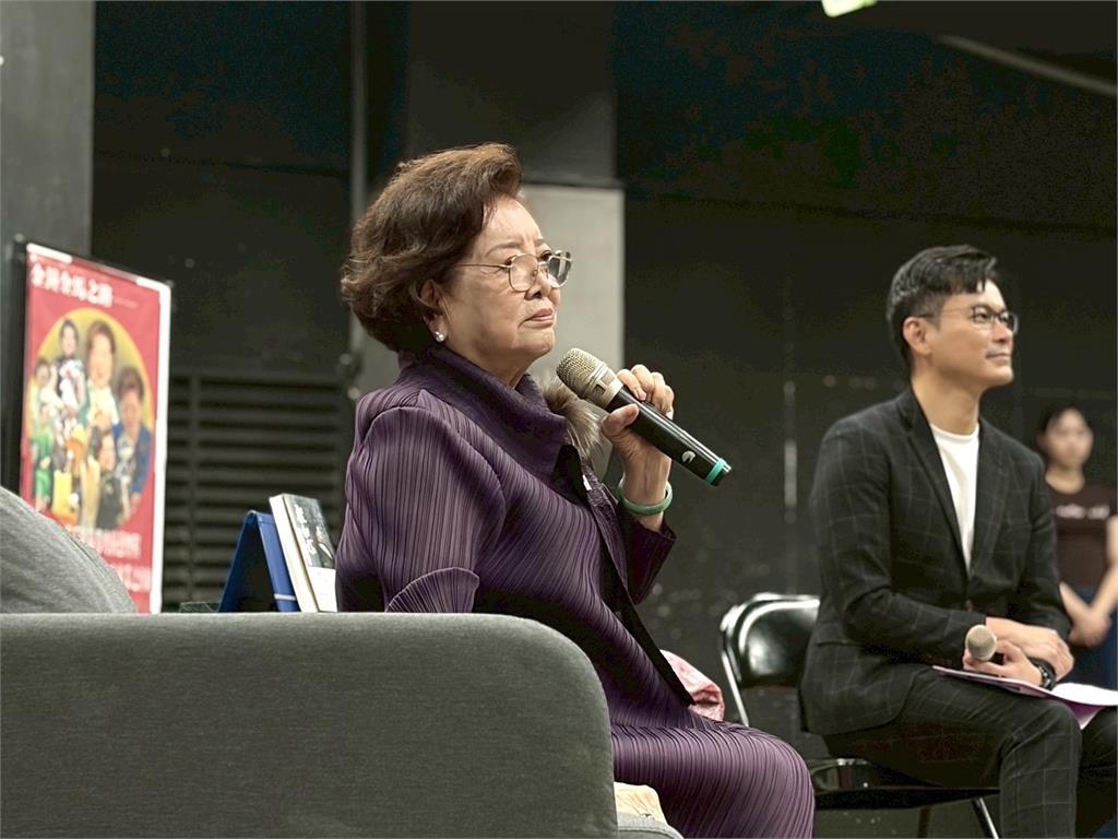 快新聞／第一屆校友！金馬影后陳淑芳回母校台藝大　分享演員基本功在「觀察」