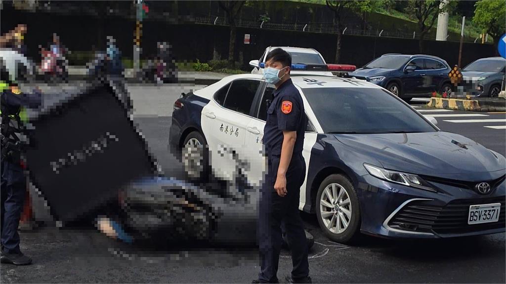 快新聞／南港車站旁死亡事故！聯結車、機車碰撞「男騎士倒地喪命」