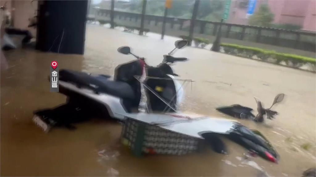 新北萬里時雨量破百！加油站「淹成孤島」　8校預防性撤離