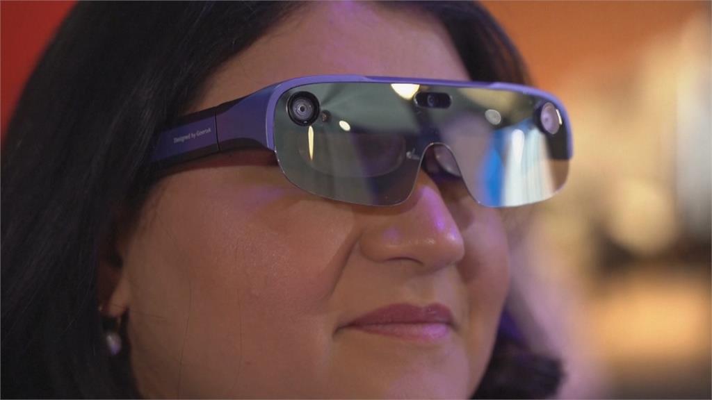 聽障者新科技神器　智慧眼鏡結合ChatGPT變身強大資料庫