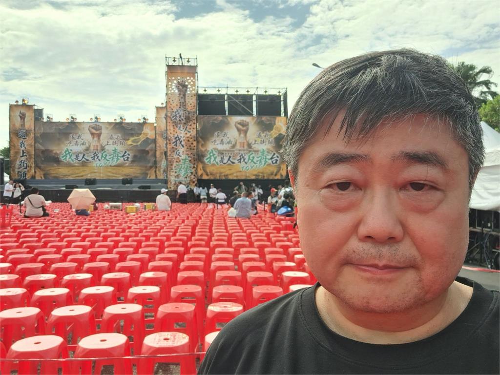 昔登共艦喊「祖國強大」遭點名取消退休俸！呂禮詩衝凱道抗議毒油「1畫面」翻車了