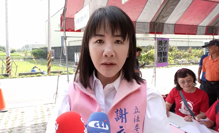 謝典霖父子涉賄收押！　姊姊謝衣鳯現身說話了