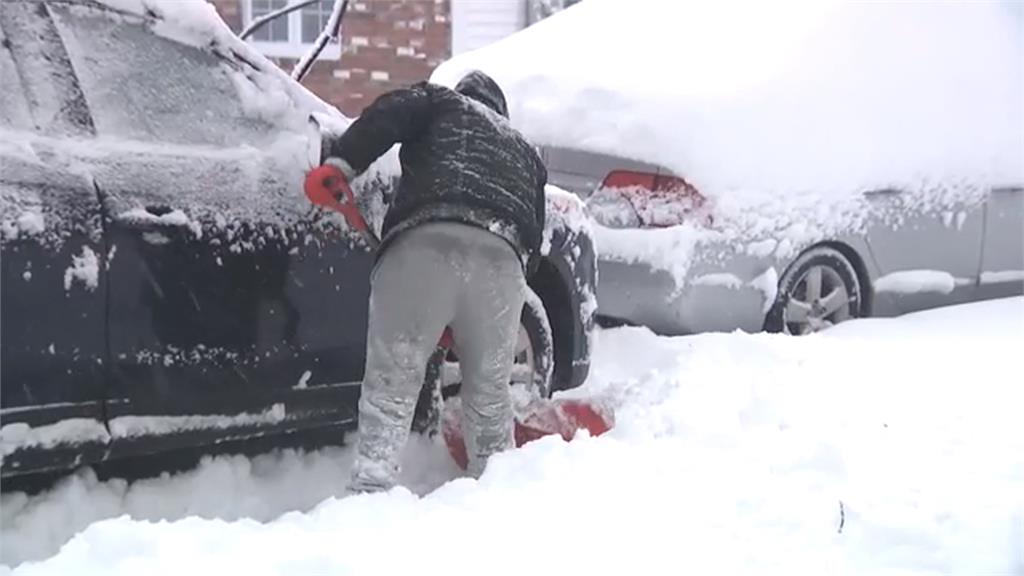 極地冷空氣南下大雪!俄連環車禍4死11傷 加拿大恐現-50度超低溫