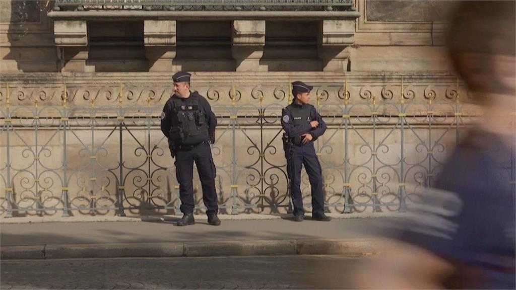 羅浮宮竊案9件拿破崙時期珍寶被偷 案發第二天依舊閉館