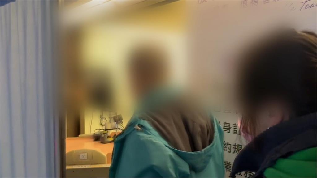 小貨車撞警局1警1巡路員殉職 檢察官赴醫院相驗